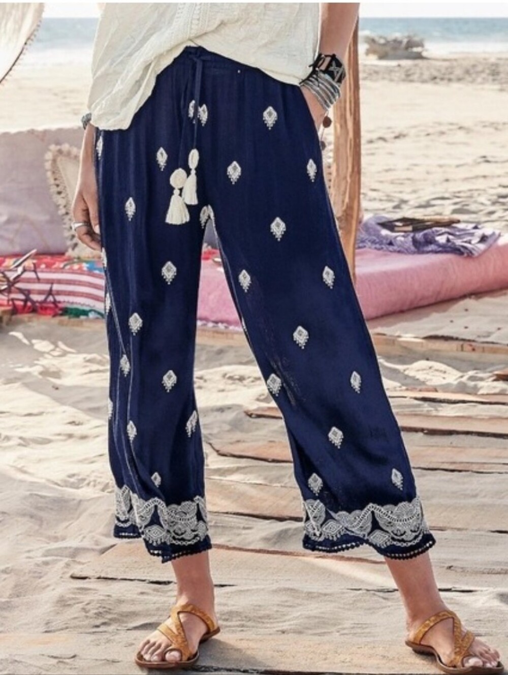Sundance Navy Embroidered Wide Leg Boho Pants Size Small Tassel Tie